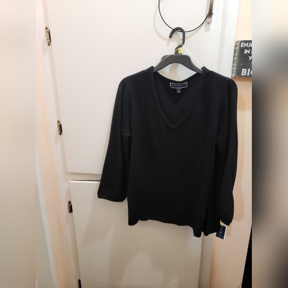 Karen Scott Black V-Neck Pullover Shirt Sweater Large - Picture 2 of 4